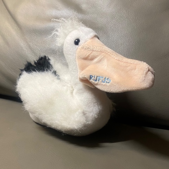 2012 Rufus the Pelican from Clear Water Marine Aquarium 5” tall - Picture 3 of 3